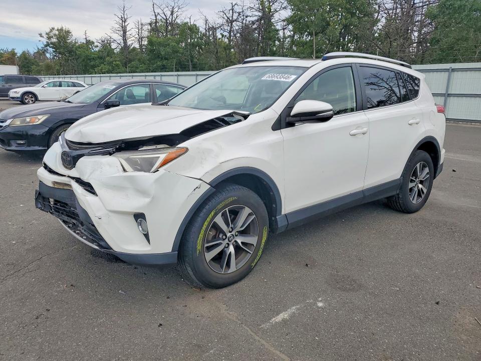 Продаж на аукціоні авто 2016 Toyota Rav4, vin: JTMRFREV9GJ077842, номер лоту: 68693846