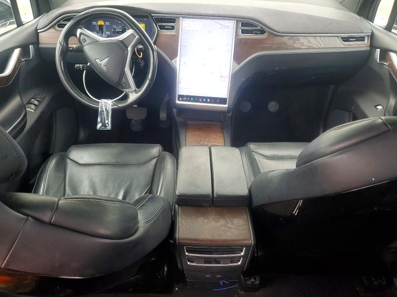 Продажа на аукционе авто 2016 Tesla Model X, vin: 5YJXCBE20GF008087, номер лота: 69242776