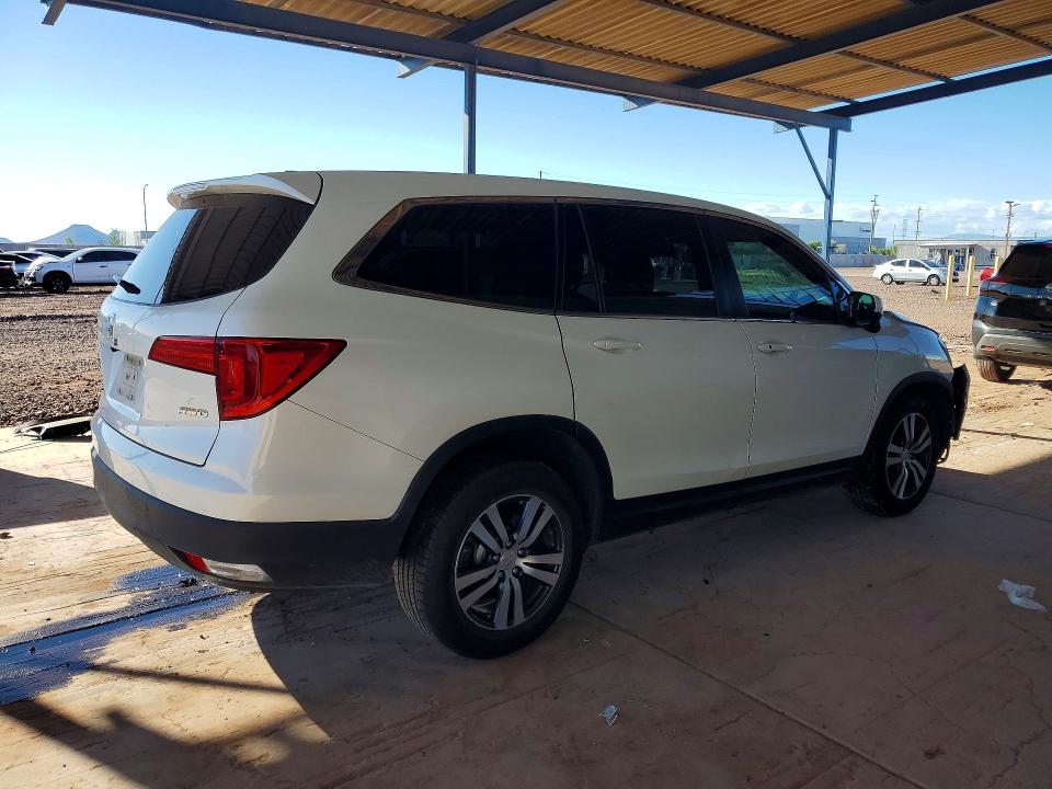 70029226 :رقم المزاد ، 5FNYF6H5XHB037686 vin ، 2017 Honda Pilot مزاد بيع
