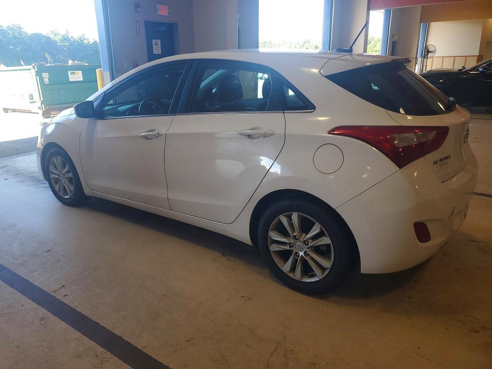2014 Hyundai Elantra Gt მანქანა იყიდება აუქციონზე, vin: KMHD35LH5EU171961, აუქციონის ნომერი: 68020976
