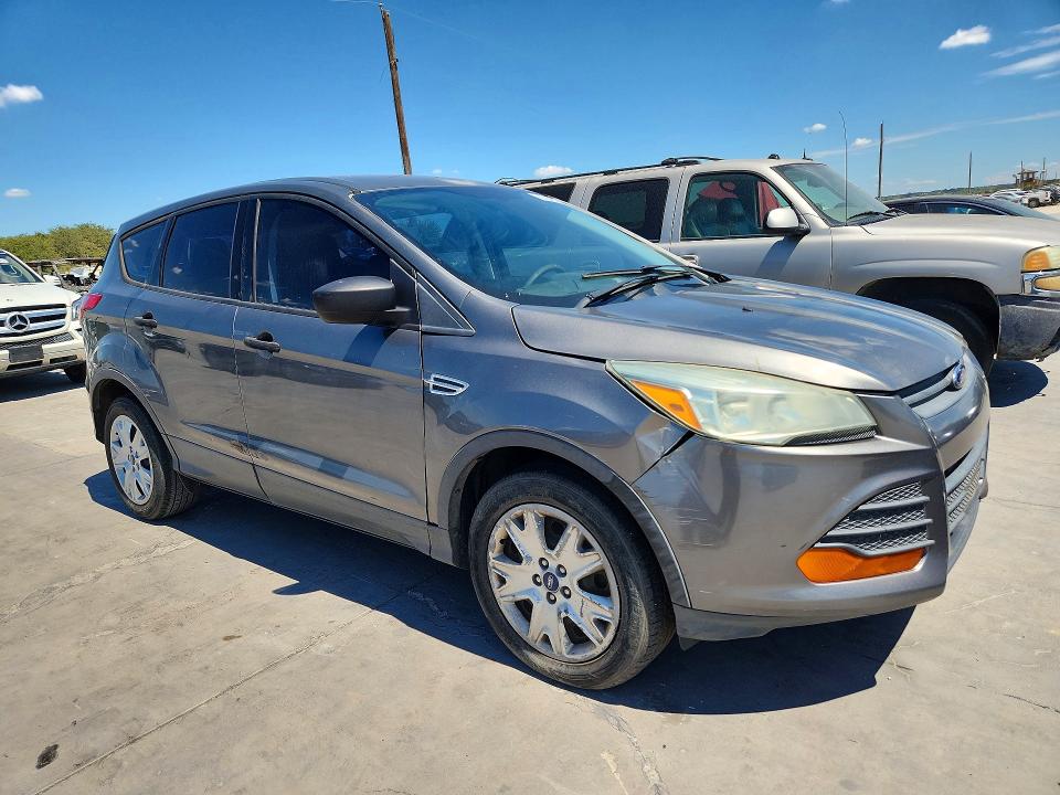 2014 Ford Escape მანქანა იყიდება აუქციონზე, vin: 1FMCU0F72EUE11546, აუქციონის ნომერი: 67641096