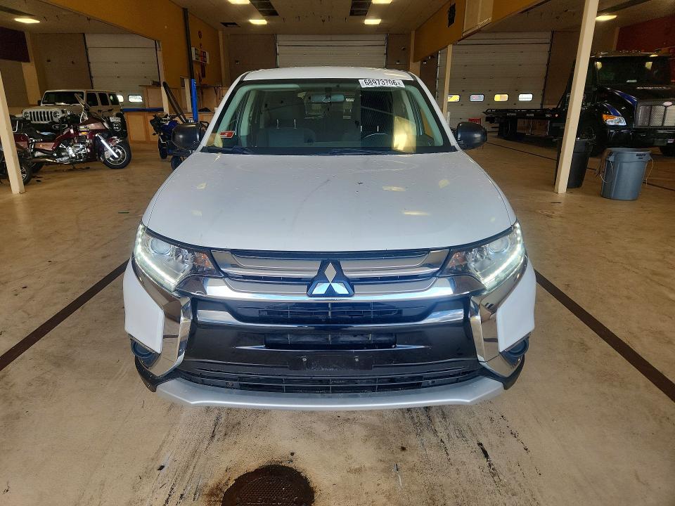 Продажа на аукционе авто 2017 Mitsubishi Outlander, vin: JA4AZ2A32HZ064301, номер лота: 68973706
