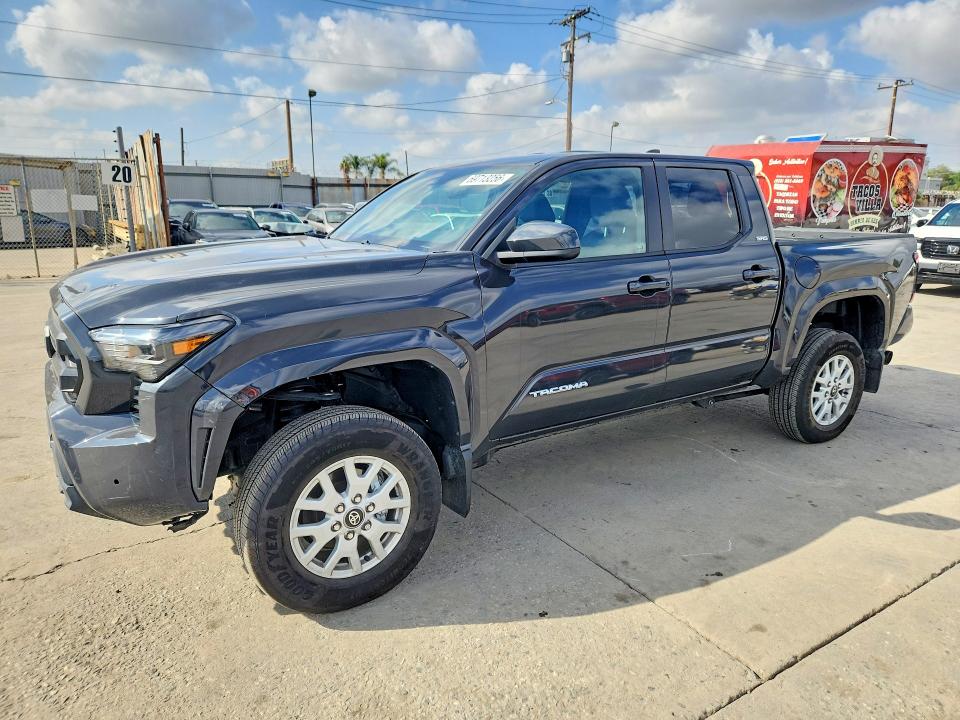 69713256 :رقم المزاد ، 3TMKB5FN7SM052700 vin ، 2025 Toyota Tacoma مزاد بيع