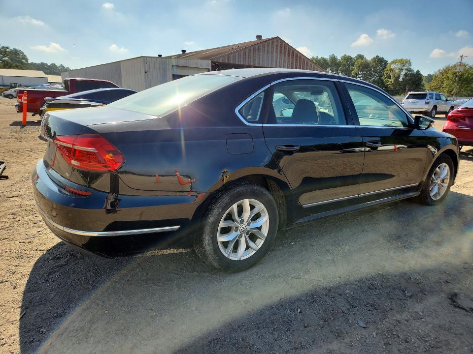Продажа на аукционе авто 2016 Volkswagen Passat, vin: 1VWAS7A38GC052613, номер лота: 67644926