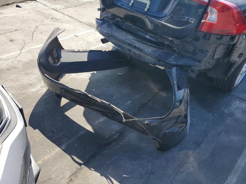 2012 Volvo S60 მანქანა იყიდება აუქციონზე, vin: YV1622FS6C2140534, აუქციონის ნომერი: 70342426