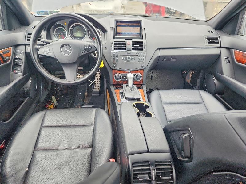 69916106 :رقم المزاد ، WDDGF8BB5AR107848 vin ، 2010 Mercedes-benz C مزاد بيع