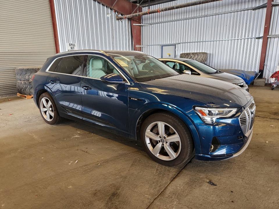 Aukcja sprzedaży 2019 Audi E-tron, vin: WA1LABGEXKB011533, numer aukcji: 67180336