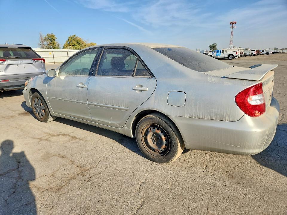 Продажа на аукционе авто 2004 Toyota Camry, vin: JTDBE32K040280499, номер лота: 69963786