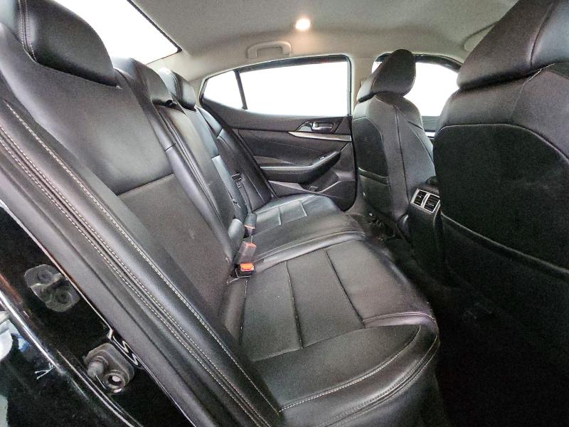 2021 Nissan Maxima მანქანა იყიდება აუქციონზე, vin: 1N4AA6CVXMC513570, აუქციონის ნომერი: 66477716