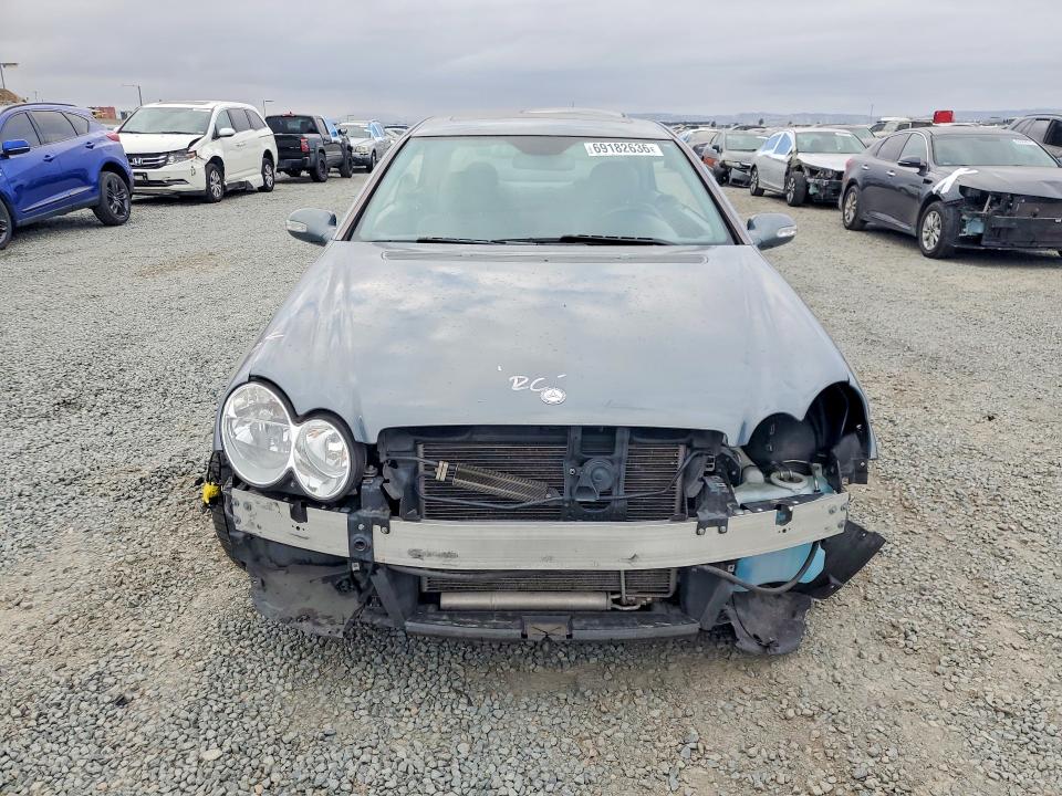 69182636 :رقم المزاد ، WDBTJ56H76F200477 vin ، 2006 Mercedes-benz Clk مزاد بيع