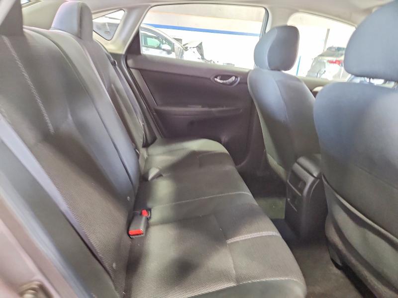 69730246 :رقم المزاد ، 3N1AB7AP3JY250989 vin ، 2018 Nissan Sentra مزاد بيع