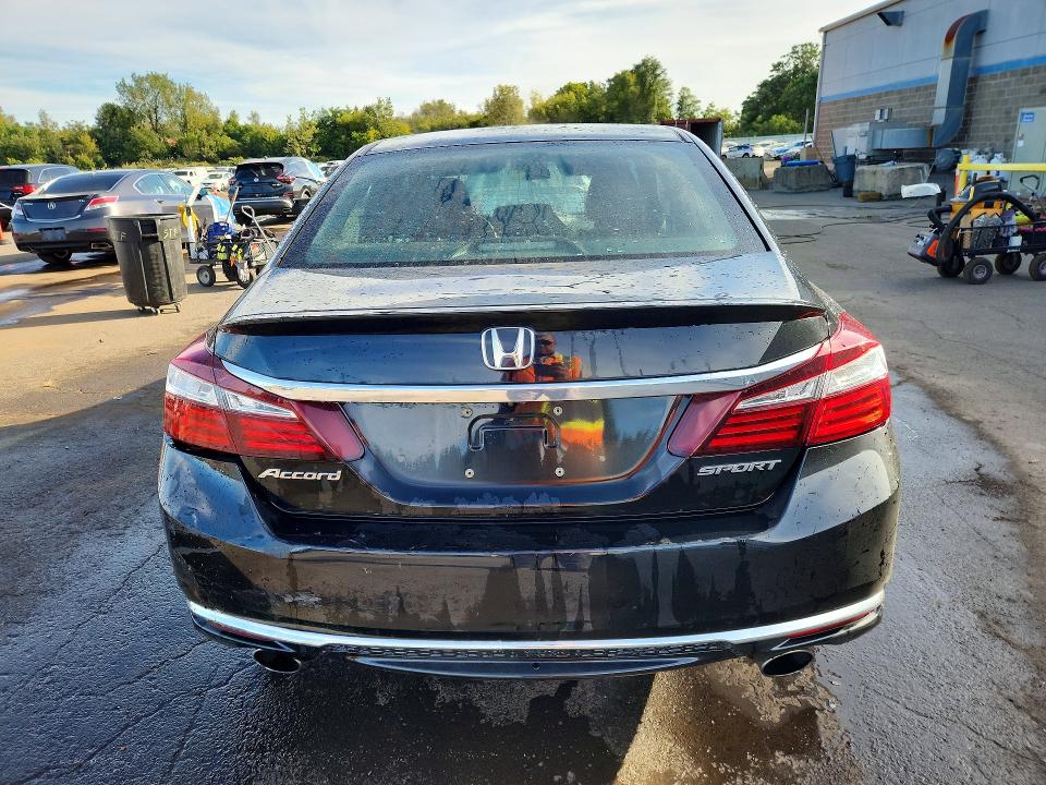 70414646 :رقم المزاد ، 1HGCR2F54HA306353 vin ، 2017 Honda Accord مزاد بيع