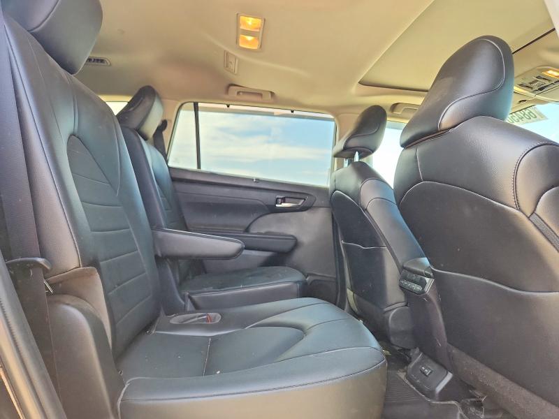 Aukcja sprzedaży 2022 Toyota Highlander, vin: 5TDGZRBH3NS244242, numer aukcji: 68450016