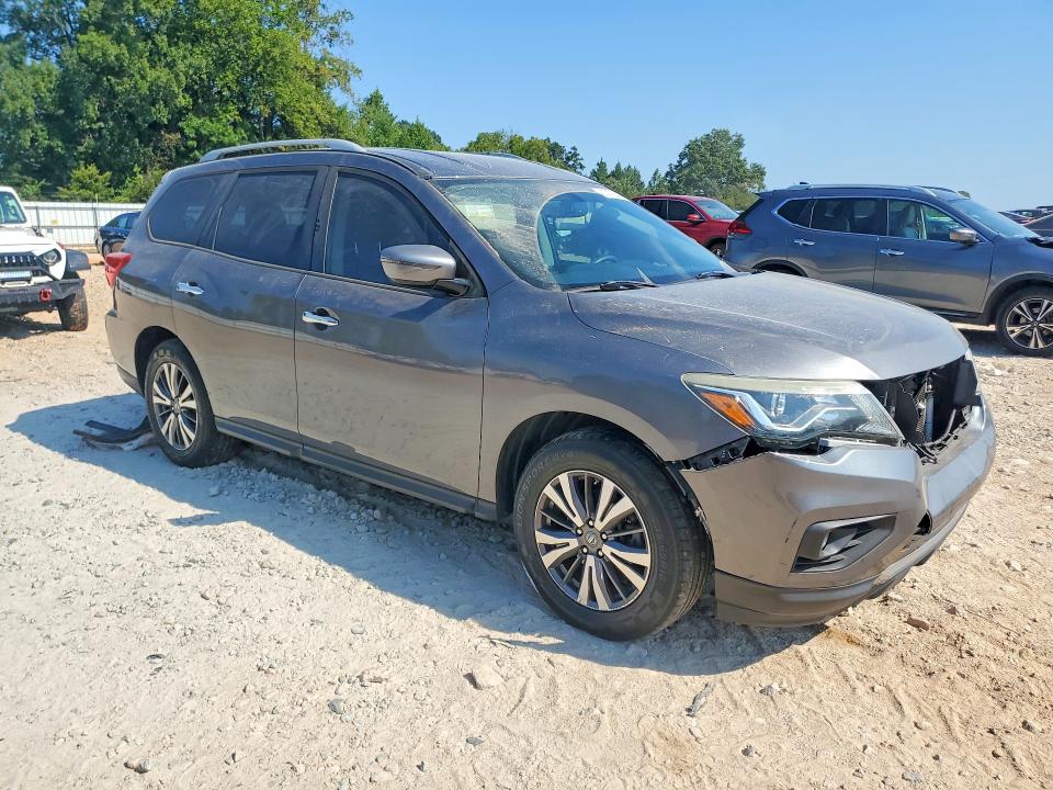 67479566 :رقم المزاد ، 5N1DR2MN1HC624310 vin ، 2017 Nissan Pathfinder مزاد بيع