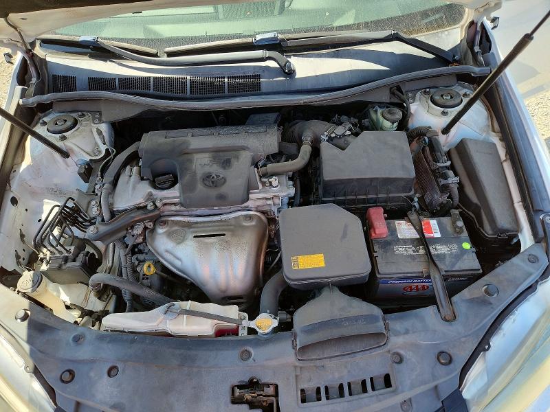 68647236 :رقم المزاد ، 4T1BF1FK5FU896962 vin ، 2015 Toyota Camry مزاد بيع