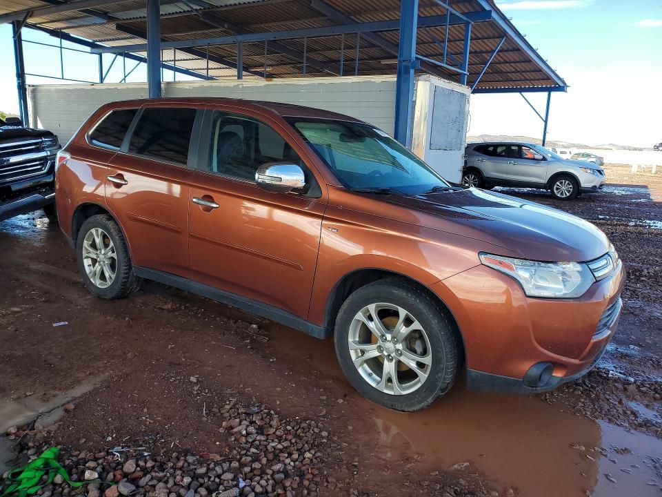 70821716 :رقم المزاد ، JA4JZ4AX9EZ002369 vin ، 2014 Mitsubishi Outlander مزاد بيع
