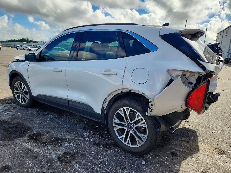 2020 Ford Escape მანქანა იყიდება აუქციონზე, vin: 1FMCU0H67LUC62472, აუქციონის ნომერი: 68195086