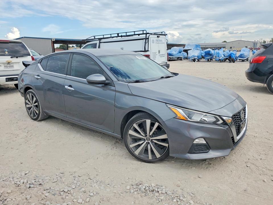 Продаж на аукціоні авто 2020 Nissan Altima, vin: 1N4BL4BVXLC275562, номер лоту: 70922876