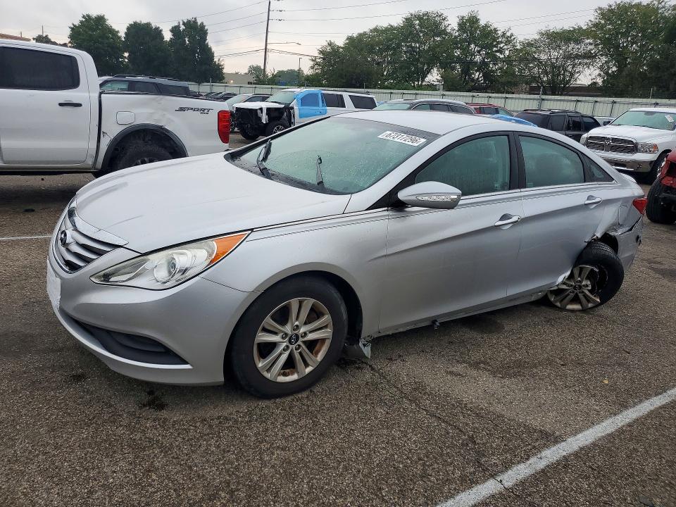 Продажа на аукционе авто 2014 Hyundai Sonata, vin: 5NPEB4AC7EH891172, номер лота: 67317296