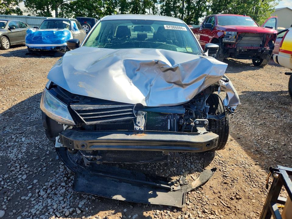 2014 Volkswagen Jetta მანქანა იყიდება აუქციონზე, vin: 3VW2K7AJ8EM332627, აუქციონის ნომერი: 67386086