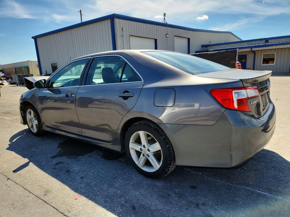 70460176 :رقم المزاد ، 4T1BF1FK6DU280474 vin ، 2013 Toyota Camry مزاد بيع