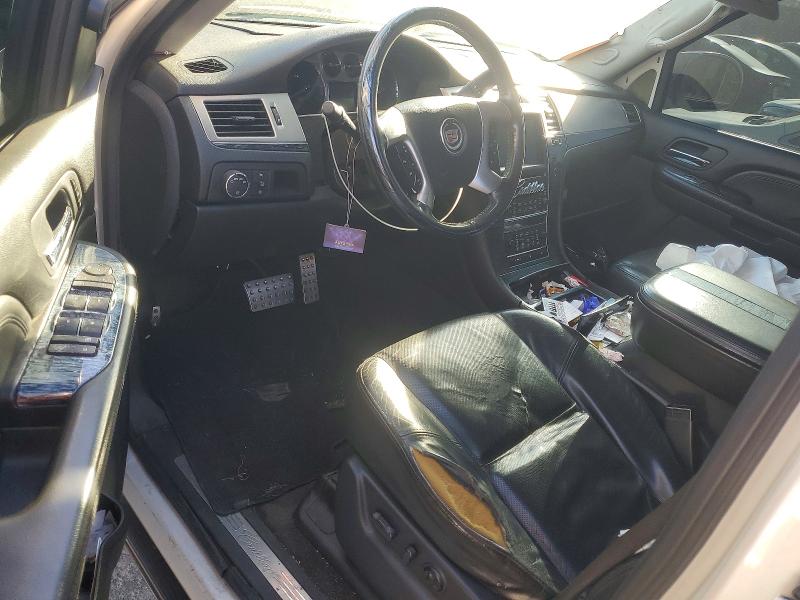 2007 Cadillac Escalade მანქანა იყიდება აუქციონზე, vin: 3GYFK62857G283831, აუქციონის ნომერი: 70898576