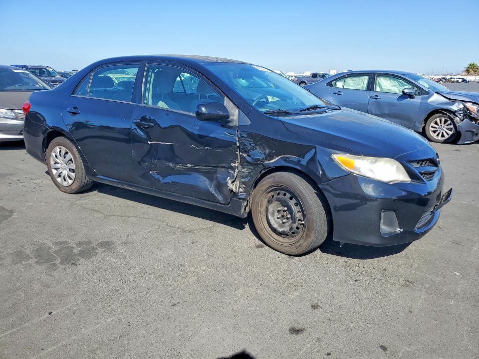 69356796 :رقم المزاد ، 2T1BU4EE3CC805963 vin ، 2012 Toyota Corolla مزاد بيع