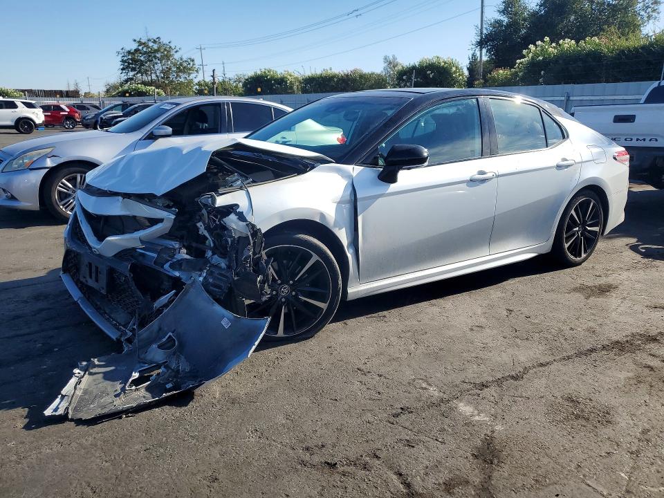 Продажа на аукционе авто 2020 Toyota Camry, vin: 4T1KZ1AK6LU034294, номер лота: 65961886