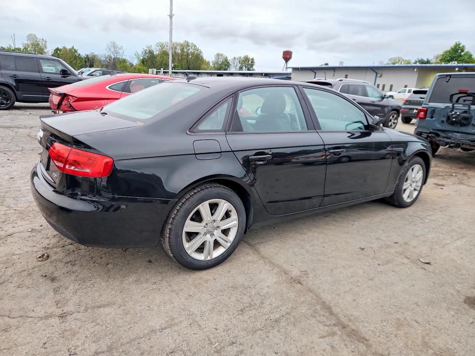 69784446 :رقم المزاد ، WAUBFAFL7BN019291 vin ، 2011 Audi A4 مزاد بيع