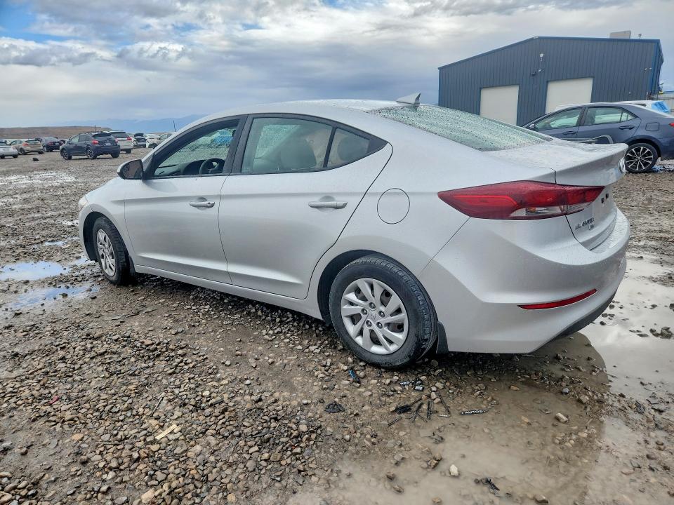70750486 :رقم المزاد ، KMHD74LF3HU372114 vin ، 2017 Hyundai Elantra مزاد بيع
