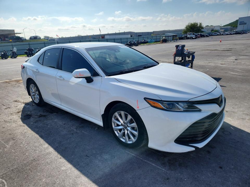 Aukcja sprzedaży 2018 Toyota Camry, vin: 4T1B11HK5JU031719, numer aukcji: 69537606