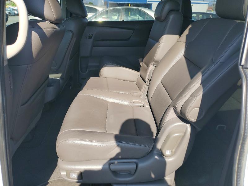 68489956 :رقم المزاد ، 5FNRL5H69FB053780 vin ، 2015 Honda Odyssey مزاد بيع