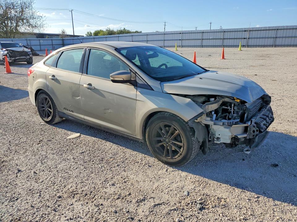 2015 Ford Focus მანქანა იყიდება აუქციონზე, vin: 1FADP3F28FL204260, აუქციონის ნომერი: 68604786