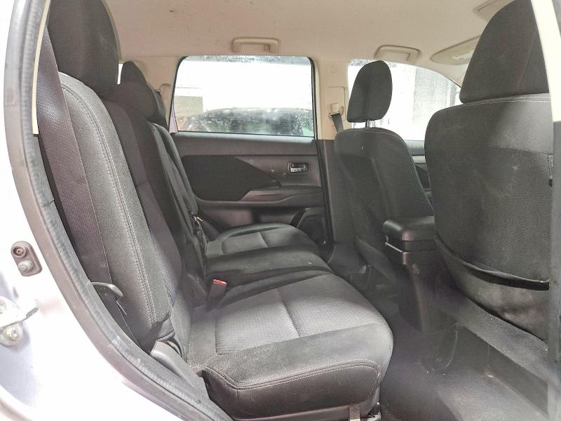 71039866 :رقم المزاد ، JA4AZ3A38GZ002681 vin ، 2016 Mitsubishi Outlander مزاد بيع