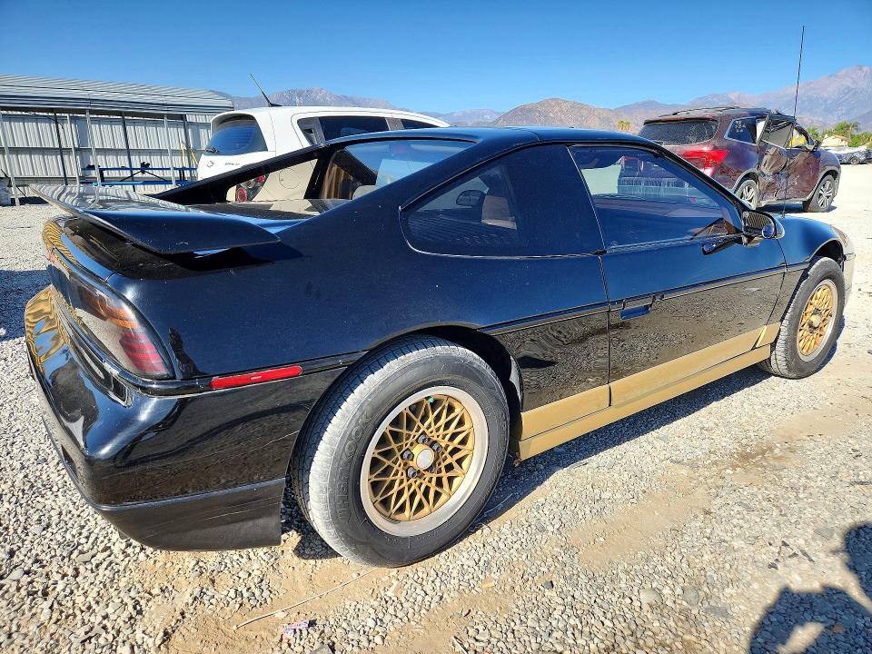 1988 Pontiac Fiero მანქანა იყიდება აუქციონზე, vin: 1G2PG119XJP200412, აუქციონის ნომერი: 67533906