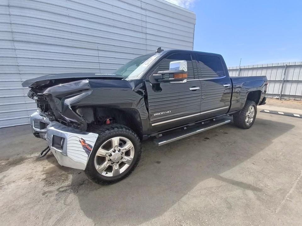 67833356 :رقم المزاد ، 1GC1KWEY9JF208439 vin ، 2018 Chevrolet Silverado مزاد بيع