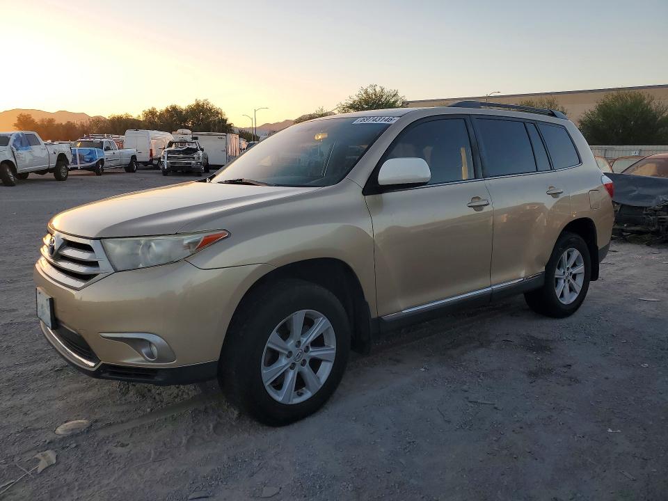 Продаж на аукціоні авто 2013 Toyota Highlander, vin: 5TDZK3EHXDS129934, номер лоту: 69743146