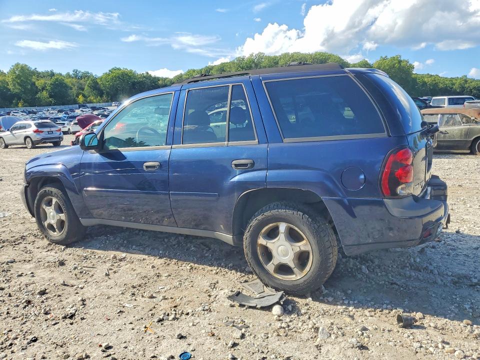 67646936 :رقم المزاد ، 1GNDT13S772204909 vin ، 2007 Chevrolet Trailblazer مزاد بيع
