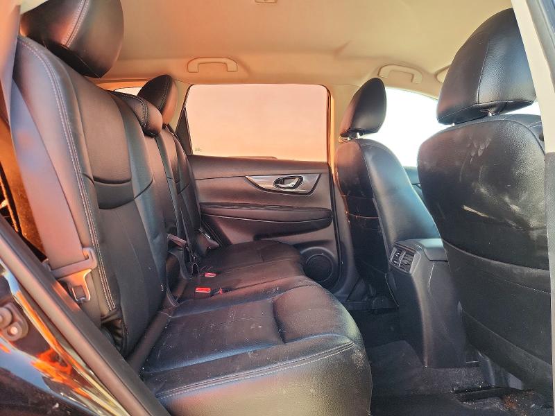 Продаж на аукціоні авто 2017 Nissan Rogue, vin: KNMAT2MT9HP608212, номер лоту: 68812266