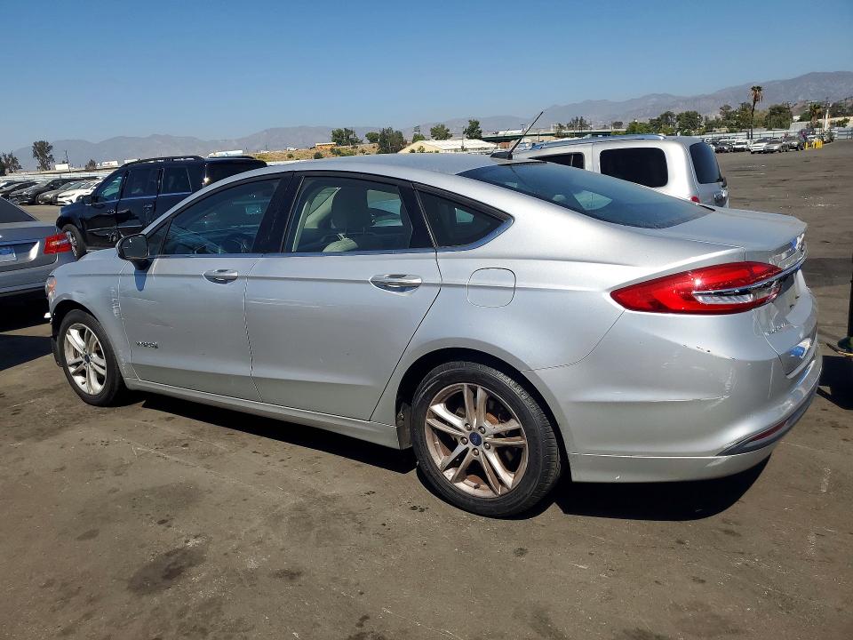 71298146 :رقم المزاد ، 3FA6P0UU7JR273575 vin ، 2018 Ford Fusion مزاد بيع