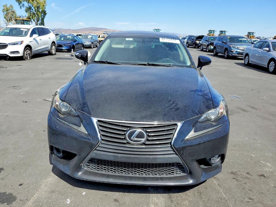 Продажа на аукционе авто 2016 Lexus Is, vin: JTHBA1D25G5004810, номер лота: 68108056
