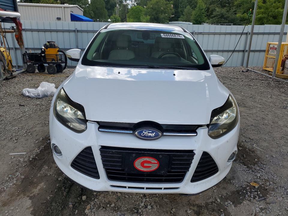68606876 :رقم المزاد ، 1FAHP3M26CL244997 vin ، 2012 Ford Focus مزاد بيع
