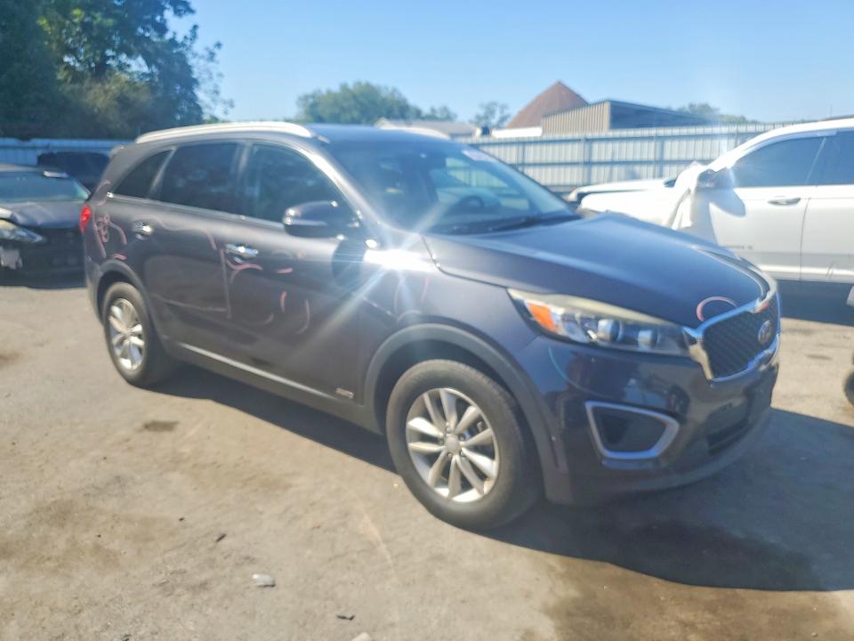 2017 Kia Sorento მანქანა იყიდება აუქციონზე, vin: 5XYPGDA37HG231610, აუქციონის ნომერი: 68049246