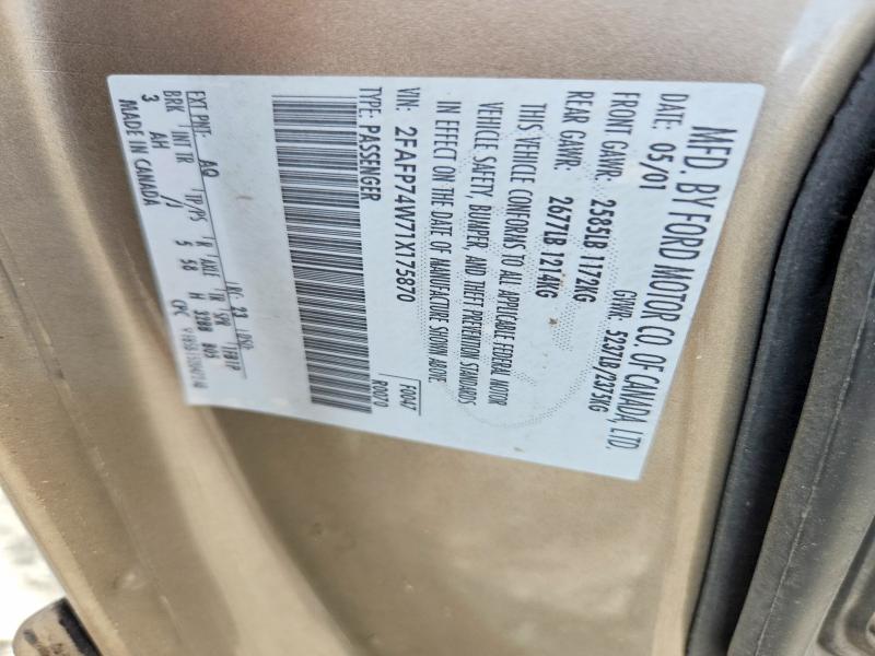 Продаж на аукціоні авто 2001 Ford Crown Victoria, vin: 2FAFP74W71X175870, номер лоту: 67207796