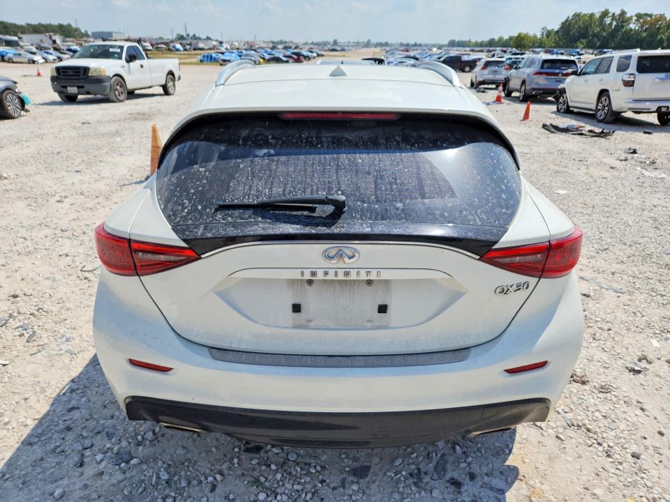 Продаж на аукціоні авто 2018 Infiniti Qx30, vin: SJKCH5CP9JA004942, номер лоту: 69522556