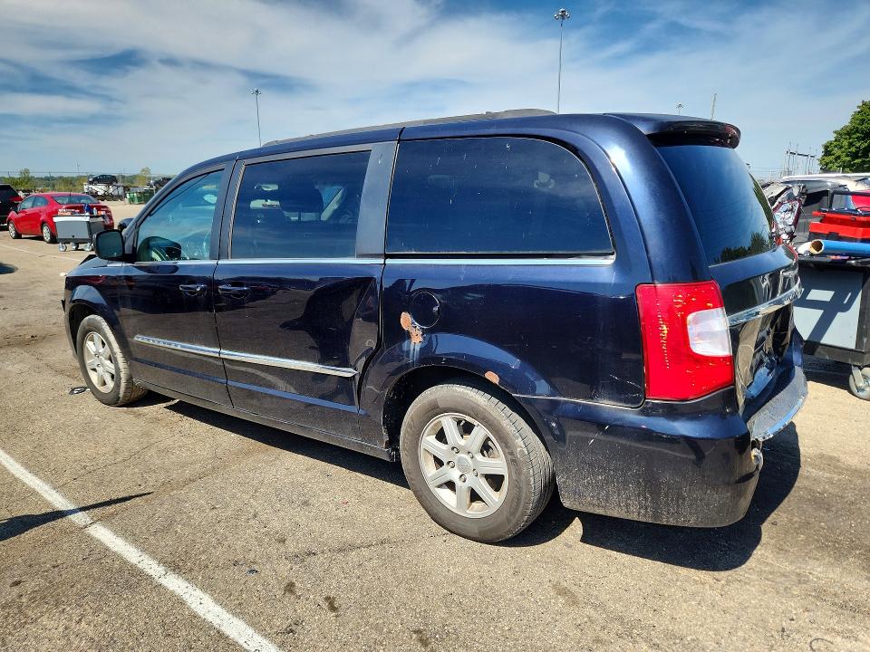 69108786 :رقم المزاد ، 2A4RR5DG9BR636985 vin ، 2011 Chrysler Town & Country مزاد بيع