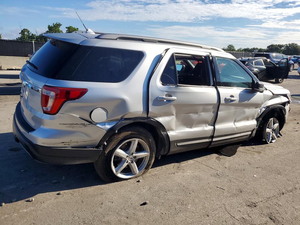 69518666 :رقم المزاد ، 1FM5K7D87KGA60324 vin ، 2019 Ford Explorer مزاد بيع