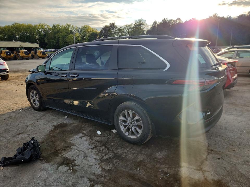 2022 Toyota Sienna მანქანა იყიდება აუქციონზე, vin: 5TDJSKFC2NS068140, აუქციონის ნომერი: 68934106