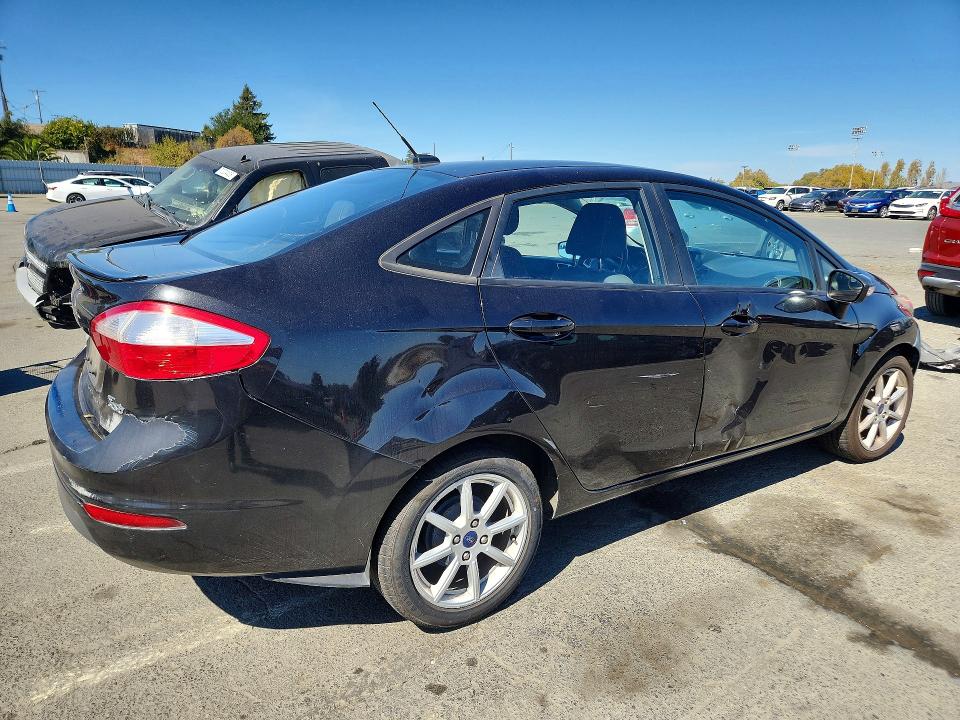 Auction sale of the 2015 Ford Fiesta, vin: 3FADP4BJ4FM205472, lot number: 69382316