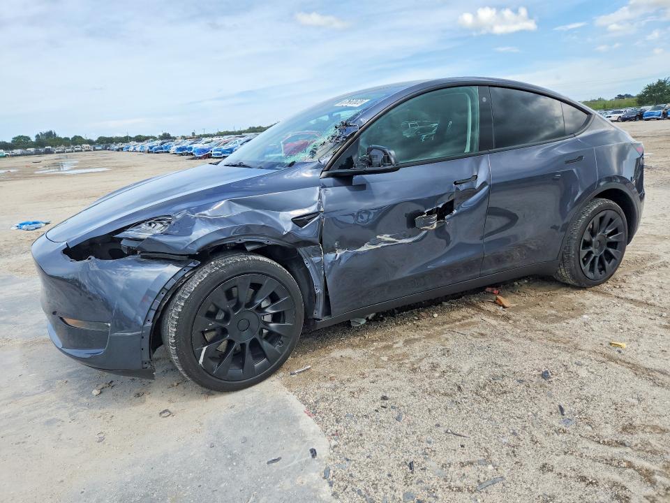 Продажа на аукционе авто 2023 Tesla Model Y, vin: 7SAYGDEE7PA078653, номер лота: 67662626